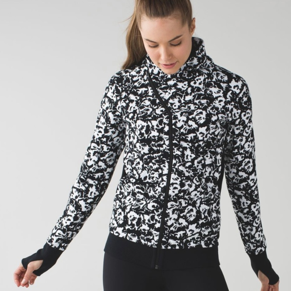 Lululemon Cuddle up Jacket sz 12